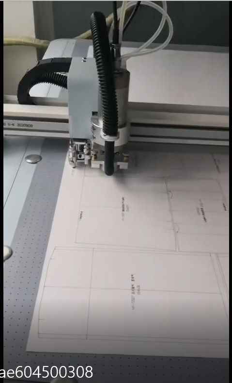 Opening paper mould for bag sample